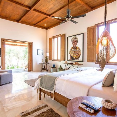 Villa Pulau Cinta Boutique Suites Гили-Мено Экстерьер фото