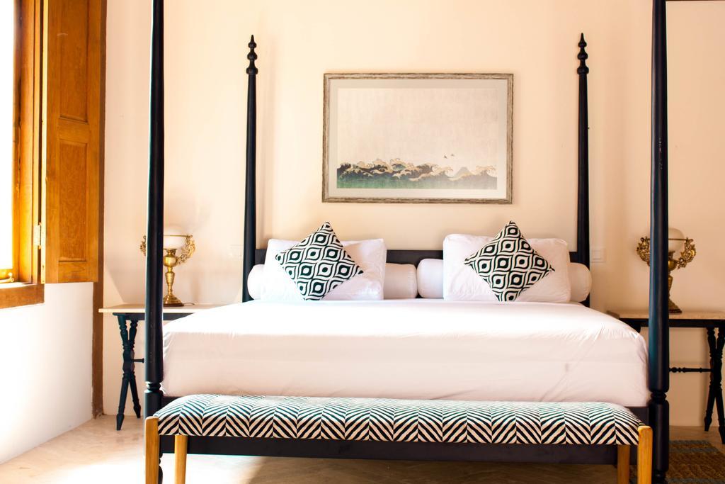 Villa Pulau Cinta Boutique Suites Гили-Мено Экстерьер фото