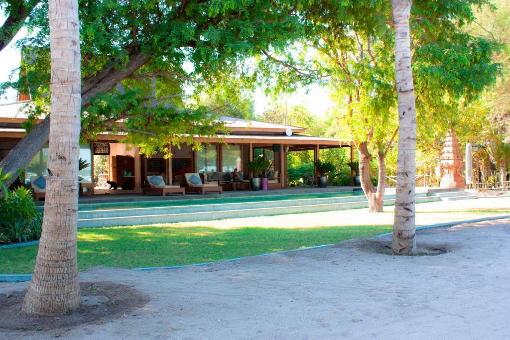 Villa Pulau Cinta Boutique Suites Гили-Мено Экстерьер фото