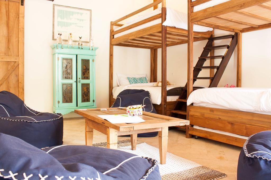 Villa Pulau Cinta Boutique Suites Гили-Мено Экстерьер фото