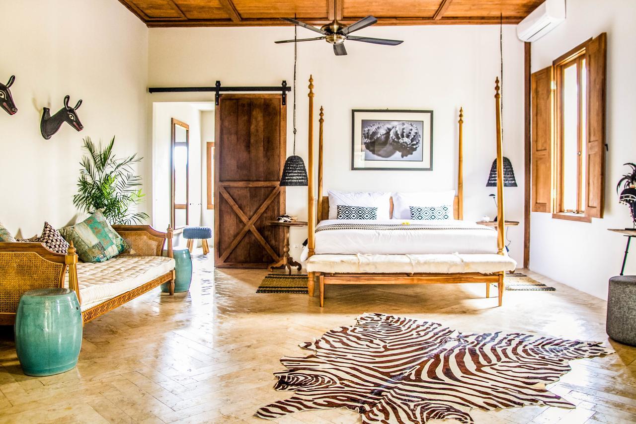 Villa Pulau Cinta Boutique Suites Гили-Мено Экстерьер фото