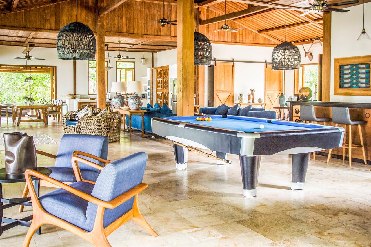 Villa Pulau Cinta Boutique Suites Гили-Мено Экстерьер фото