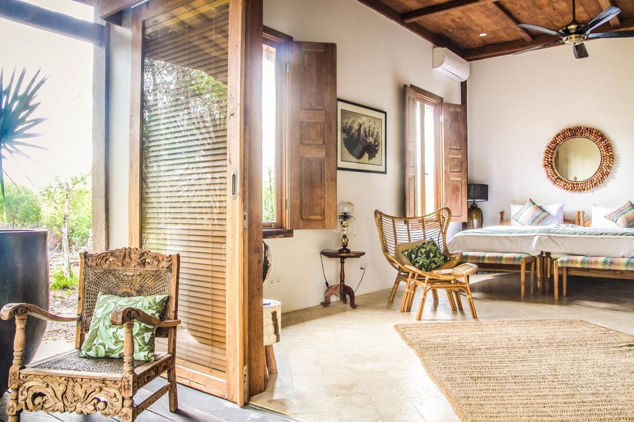 Villa Pulau Cinta Boutique Suites Гили-Мено Экстерьер фото